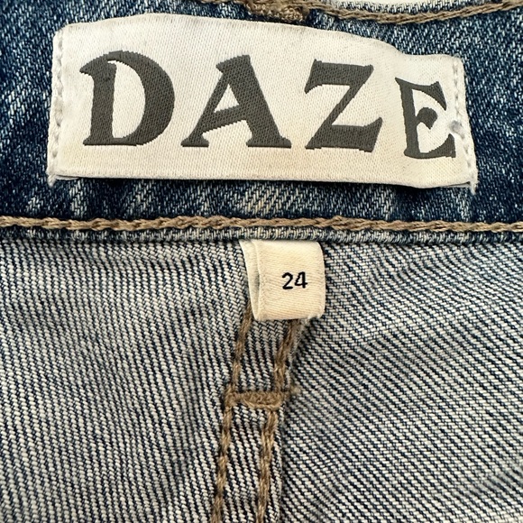 DAZE Tough Love Denim jeans, Size 24 - Picture 4 of 4